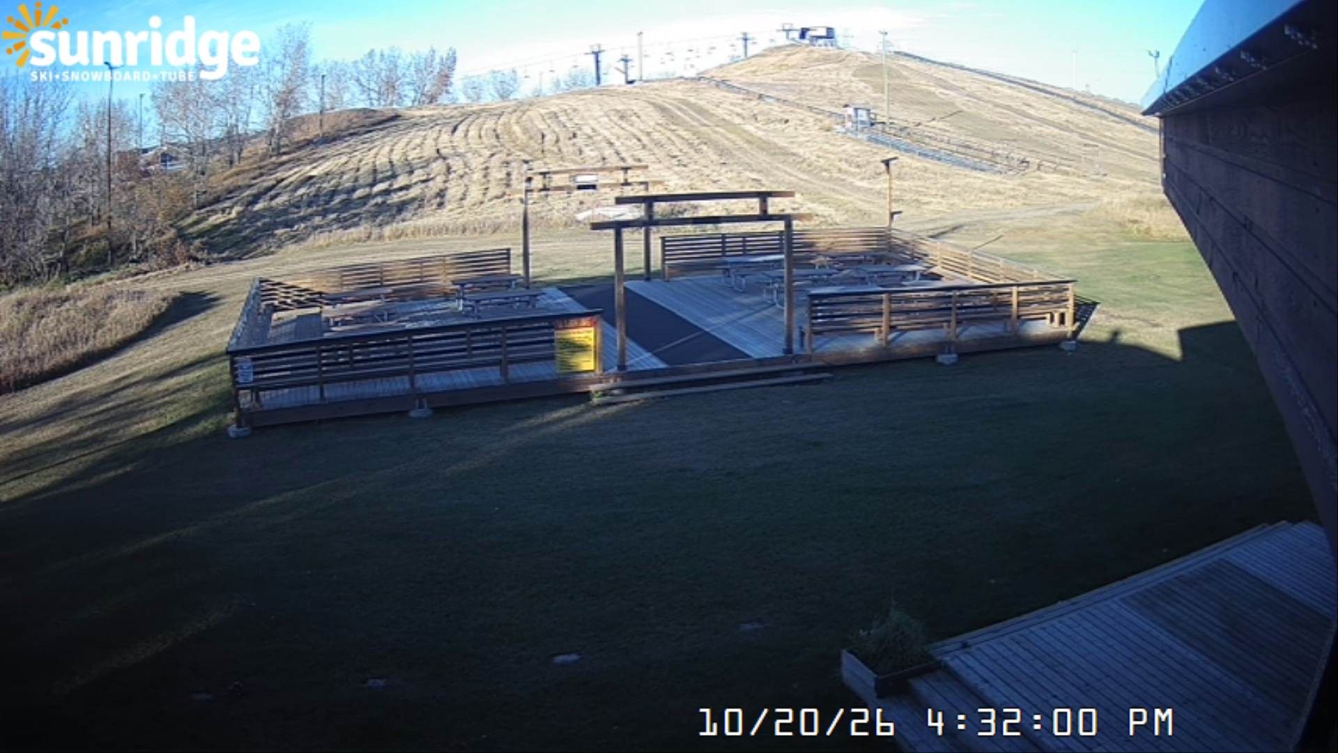 Archived image Webcam Bunny Hill (Sunridge ski area, Alberta)