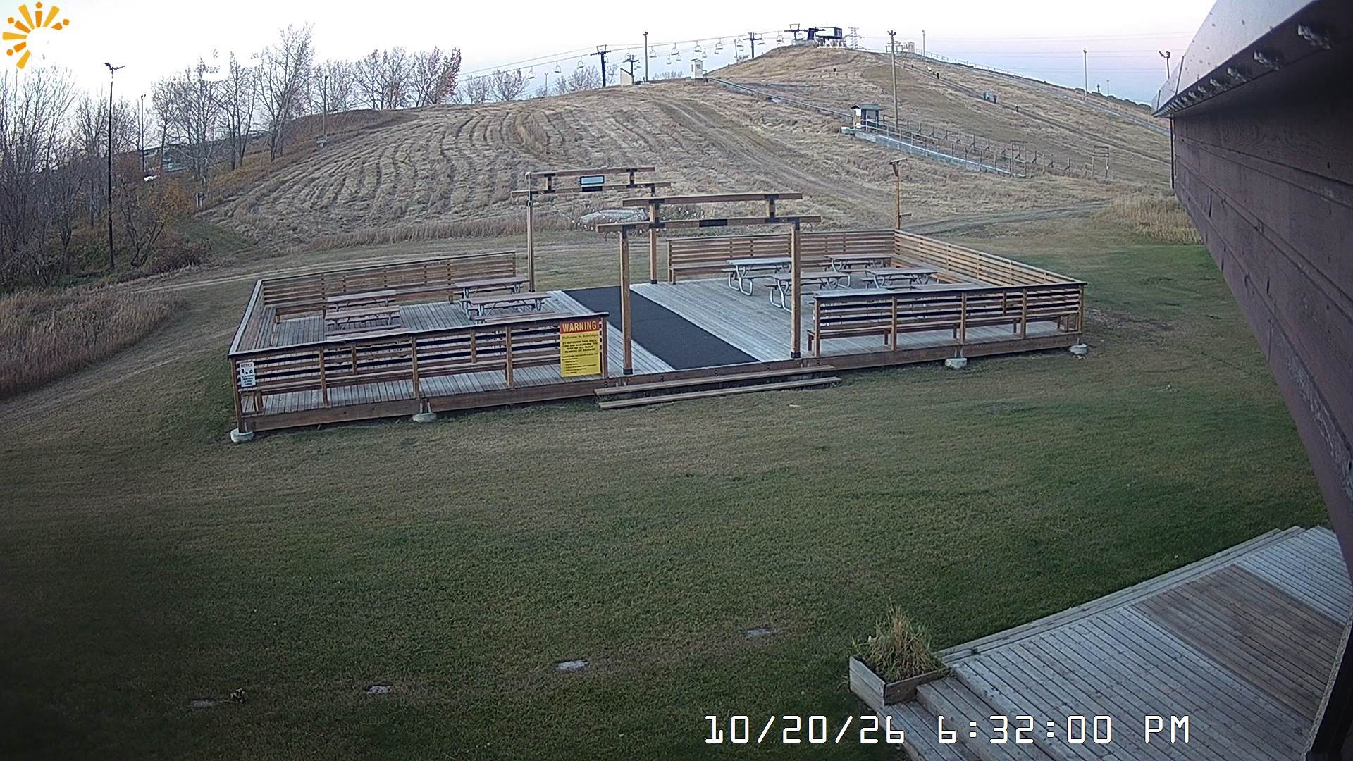 Archived image Webcam Bunny Hill (Sunridge ski area, Alberta)