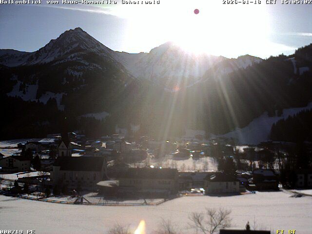 Archiv Foto Webcam Schattwald: Haus Romantika