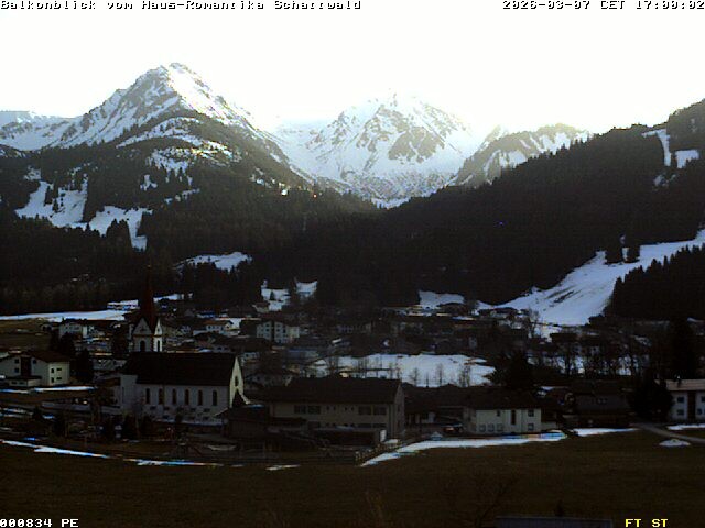 Archiv Foto Webcam Schattwald: Haus Romantika