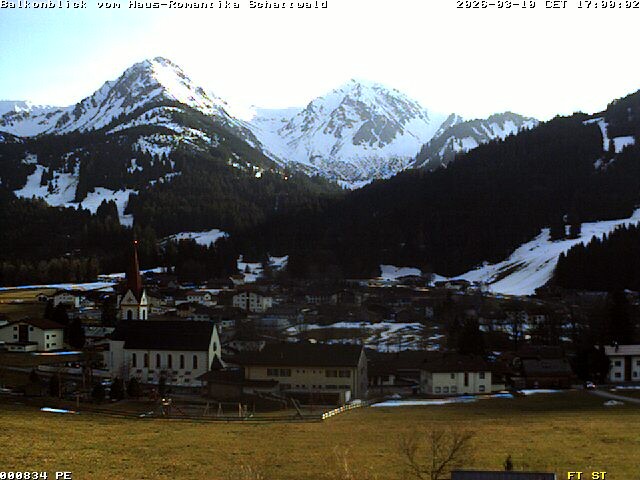 Archived image Webcam Schattwald: Vacation rental Haus Romantika