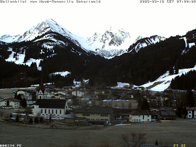 Archiv Foto Webcam Schattwald: Haus Romantika