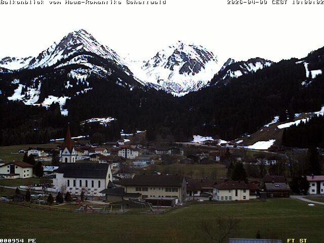 Archiv Foto Webcam Schattwald: Haus Romantika