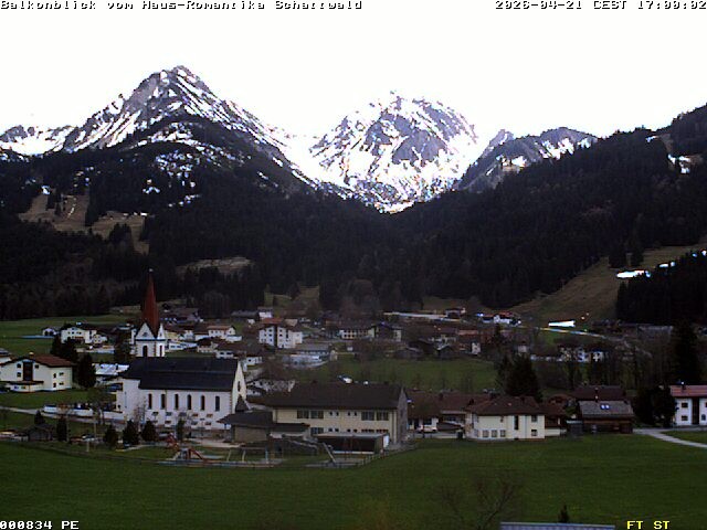 Archived image Webcam Schattwald: Vacation rental Haus Romantika