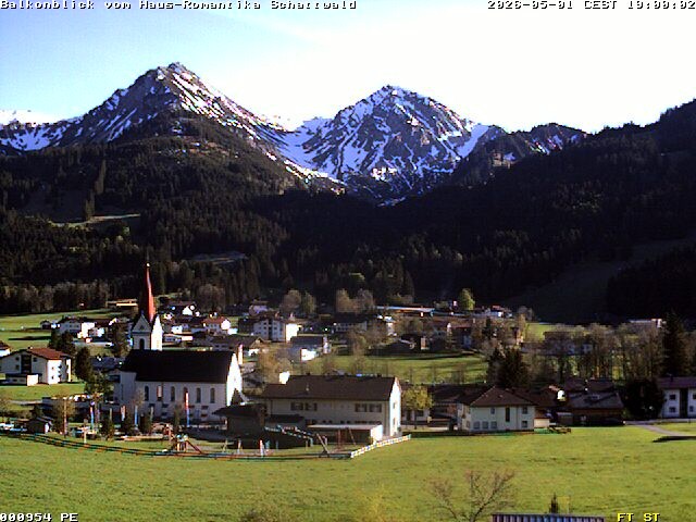 Archiv Foto Webcam Schattwald: Haus Romantika