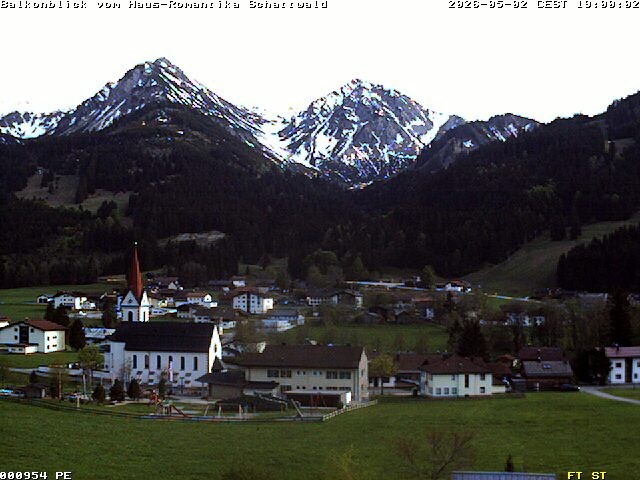 Archiv Foto Webcam Schattwald: Haus Romantika
