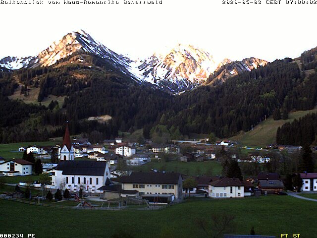 Archived image Webcam Schattwald: Vacation rental Haus Romantika