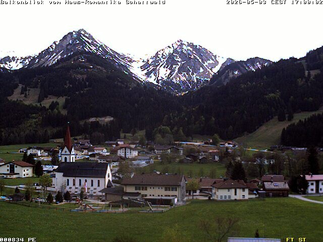 Archived image Webcam Schattwald: Vacation rental Haus Romantika