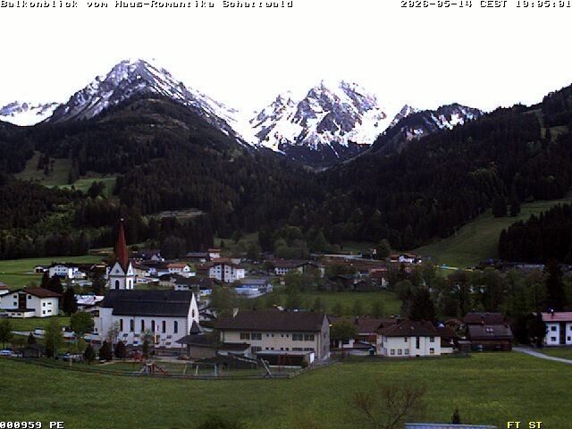 Archiv Foto Webcam Schattwald: Haus Romantika
