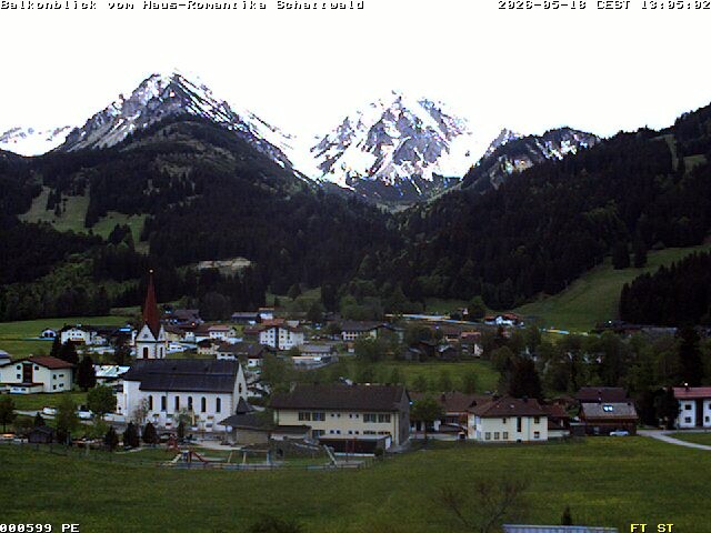 Archived image Webcam Schattwald: Vacation rental Haus Romantika