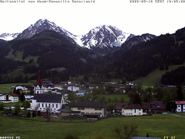 Archived image Webcam Schattwald: Vacation rental Haus Romantika