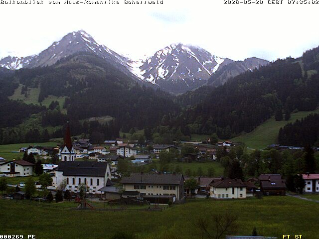 Archived image Webcam Schattwald: Vacation rental Haus Romantika
