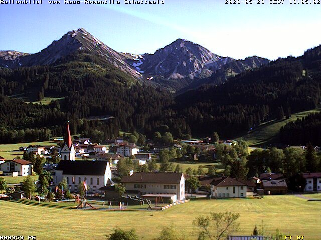 Archiv Foto Webcam Schattwald: Haus Romantika