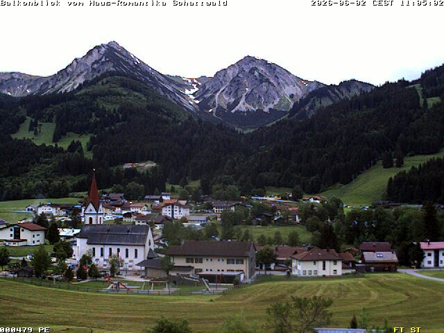 Archiv Foto Webcam Schattwald: Haus Romantika