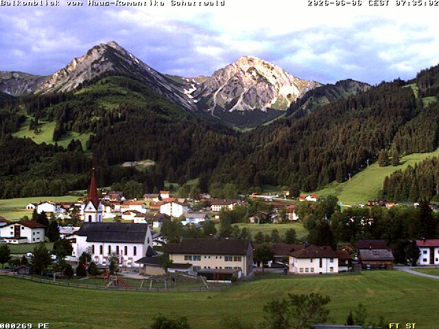 Archiv Foto Webcam Schattwald: Haus Romantika