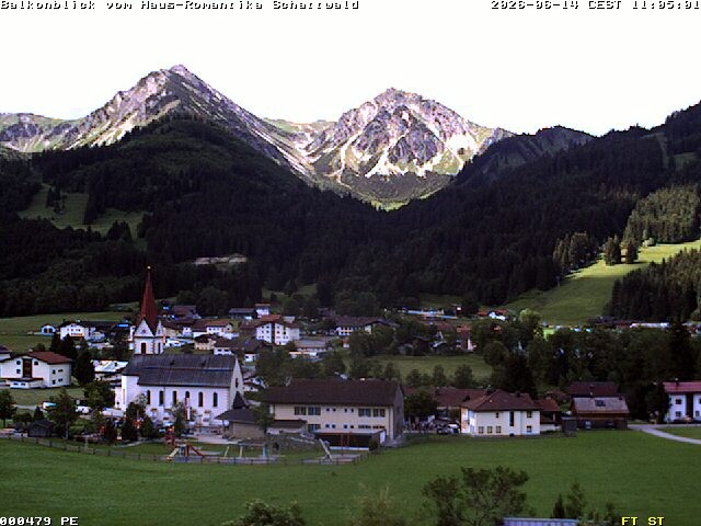 Archiv Foto Webcam Schattwald: Haus Romantika