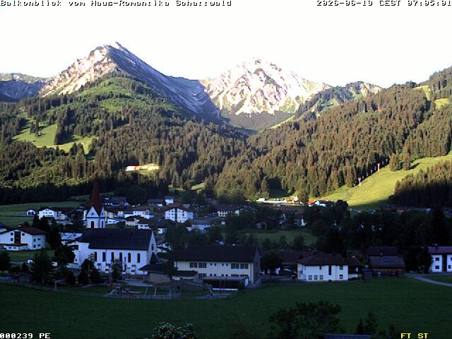 Archived image Webcam Schattwald: Vacation rental Haus Romantika