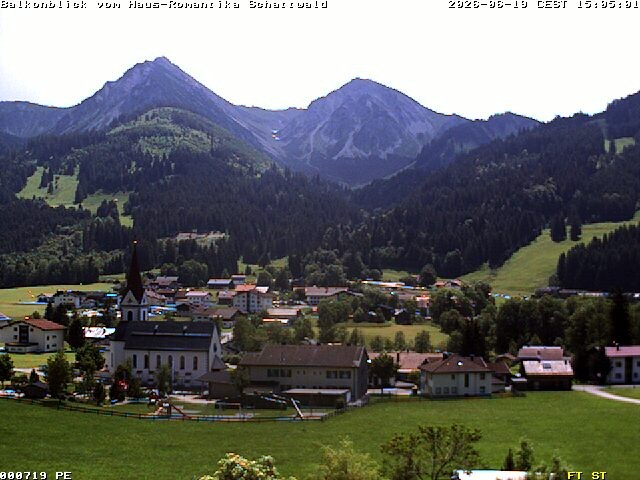 Archived image Webcam Schattwald: Vacation rental Haus Romantika