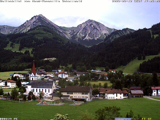 Archiv Foto Webcam Schattwald: Haus Romantika