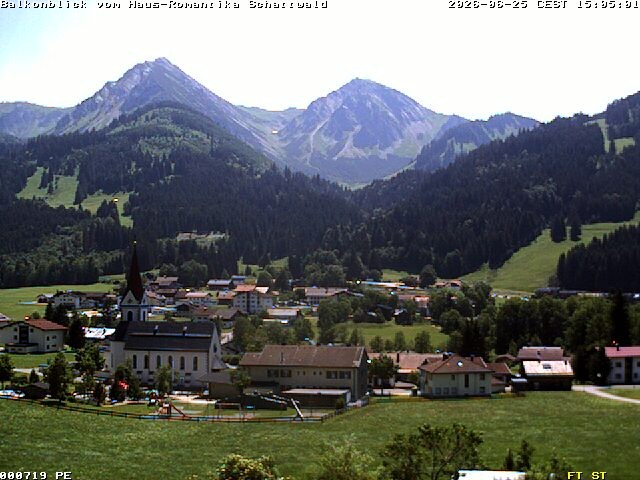 Archived image Webcam Schattwald: Vacation rental Haus Romantika