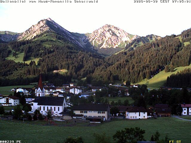 Archiv Foto Webcam Schattwald: Haus Romantika
