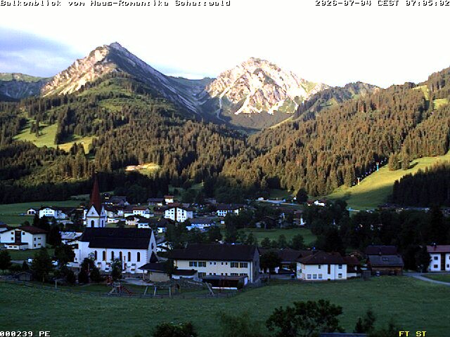 Archived image Webcam Schattwald: Vacation rental Haus Romantika