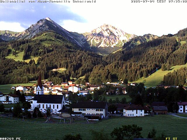 Archived image Webcam Schattwald: Vacation rental Haus Romantika