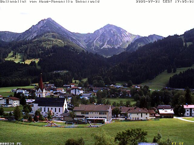 Archiv Foto Webcam Schattwald: Haus Romantika