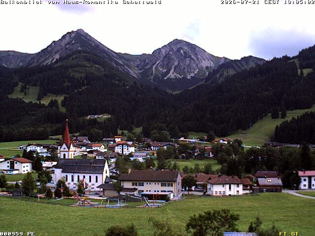 Archived image Webcam Schattwald: Vacation rental Haus Romantika