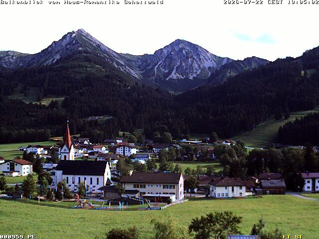 Archiv Foto Webcam Schattwald: Haus Romantika