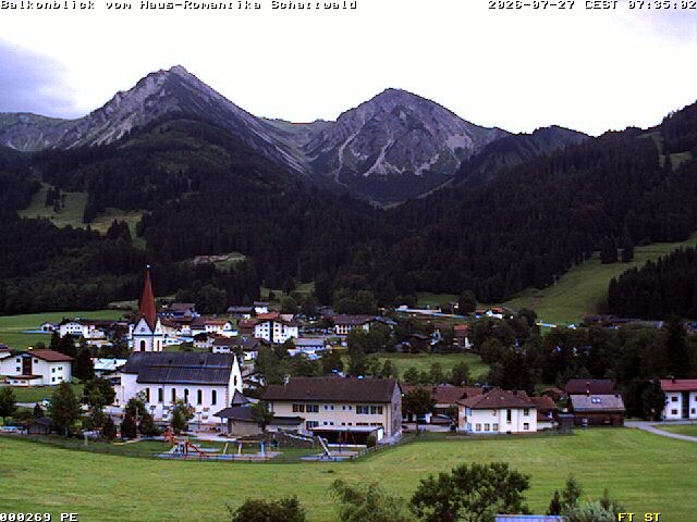 Archiv Foto Webcam Schattwald: Haus Romantika