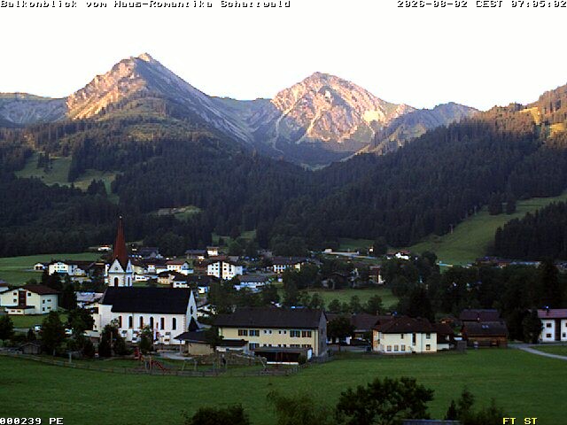 Archived image Webcam Schattwald: Vacation rental Haus Romantika
