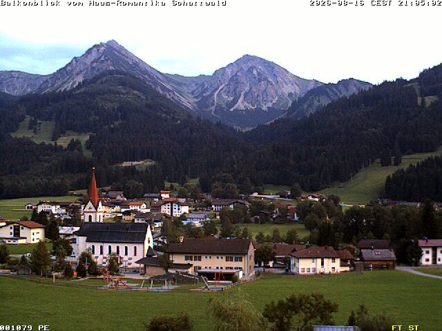 Archiv Foto Webcam Schattwald: Haus Romantika