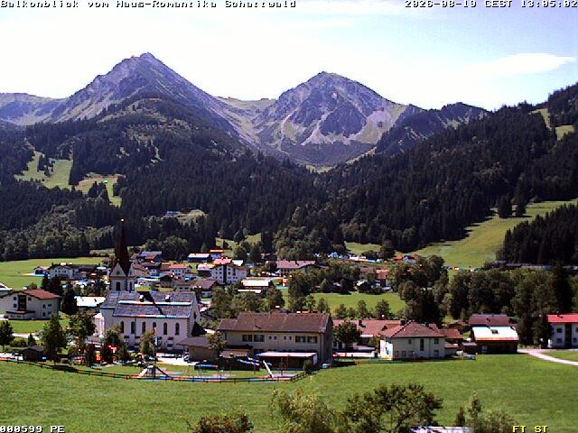 Archived image Webcam Schattwald: Vacation rental Haus Romantika