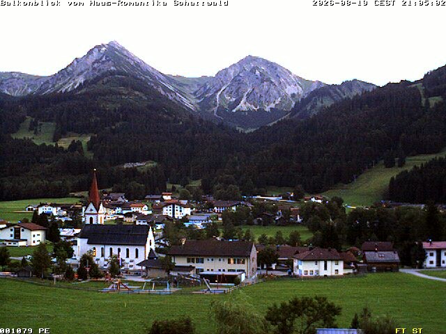 Archived image Webcam Schattwald: Vacation rental Haus Romantika