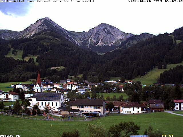 Archiv Foto Webcam Schattwald: Haus Romantika