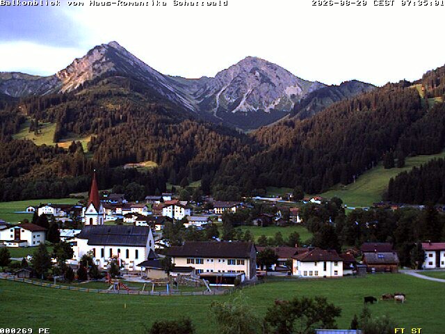 Archiv Foto Webcam Schattwald: Haus Romantika