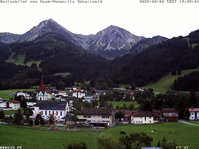 Archiv Foto Webcam Schattwald: Haus Romantika