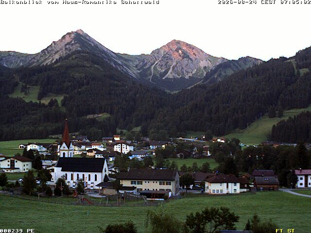 Archiv Foto Webcam Schattwald: Haus Romantika