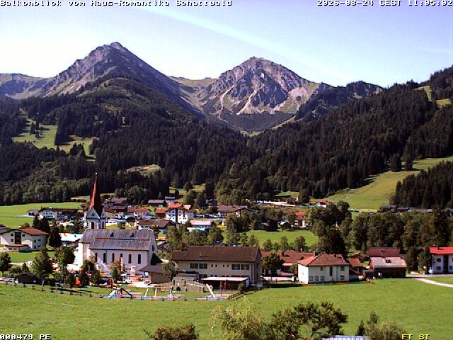 Archiv Foto Webcam Schattwald: Haus Romantika