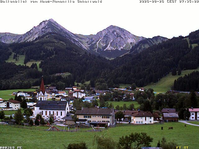 Archived image Webcam Schattwald: Vacation rental Haus Romantika