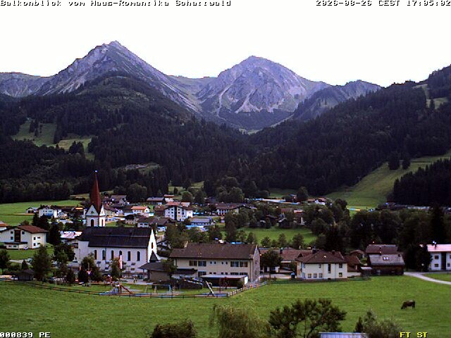 Archived image Webcam Schattwald: Vacation rental Haus Romantika