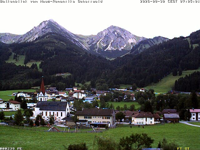 Archiv Foto Webcam Schattwald: Haus Romantika