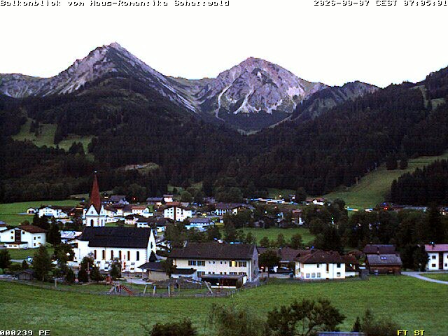 Archiv Foto Webcam Schattwald: Haus Romantika