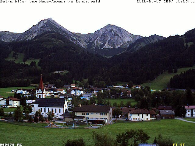 Archiv Foto Webcam Schattwald: Haus Romantika
