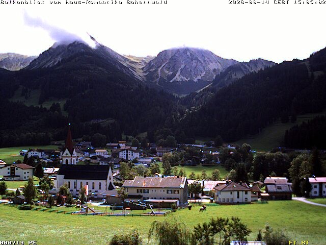 Archived image Webcam Schattwald: Vacation rental Haus Romantika