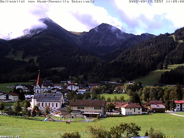 Archiv Foto Webcam Schattwald: Haus Romantika