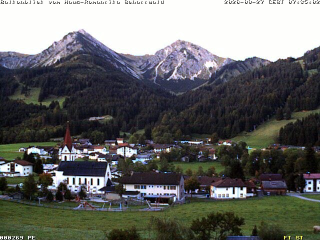 Archiv Foto Webcam Schattwald: Haus Romantika