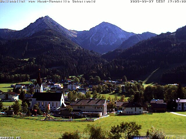 Archiv Foto Webcam Schattwald: Haus Romantika