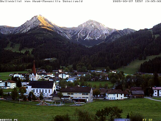 Archiv Foto Webcam Schattwald: Haus Romantika